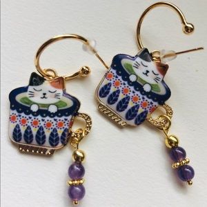 Calico Cat in Tea Cup Earrings w Amethyst beads